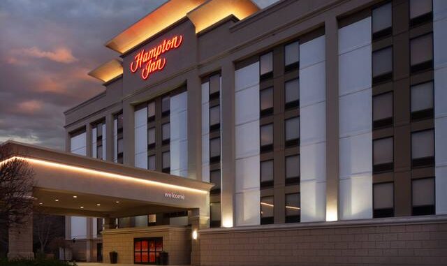 Hampton Inn Charleston-Southridge